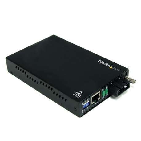 StarTech.com Convertisseur Ethernet sur Fibre Optique MonoMode SC - 10/100Mb/s - 30km - 1